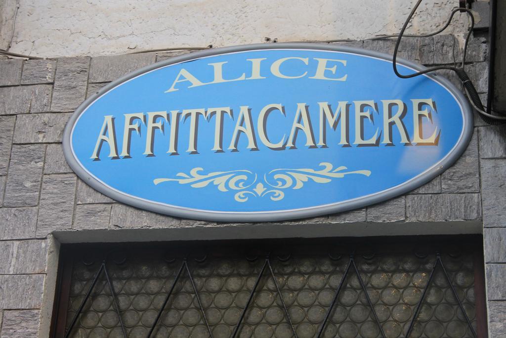 Alice Affittacamere チェザーナ・トリネーゼ エクステリア 写真